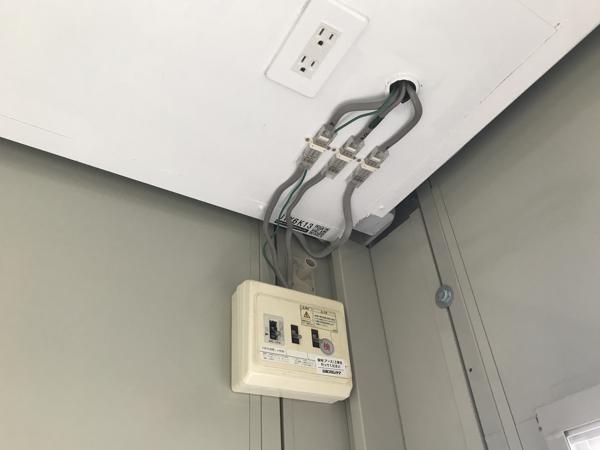 熊本県熊本出張所/熊本菊陽総合展示場の中古ユニットハウス・プレハブ・コンテナハウスCT-41J(2.83坪)の各設備の分電盤