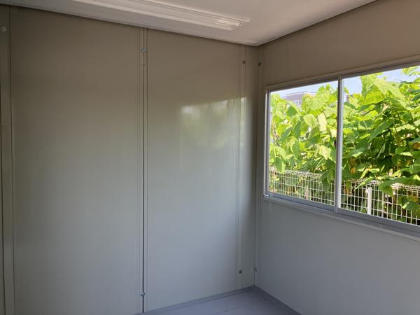 北海道函館店/展示場の中古ユニットハウス・プレハブ・コンテナハウスCT-32J(2.16坪)の本体の内観