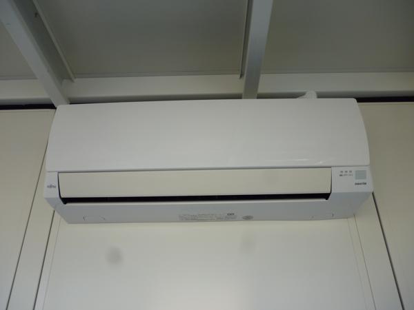 東京都日野店/展示場の中古ユニットハウス・プレハブ・コンテナハウス39MS1(2.57坪)の各設備のエアコン