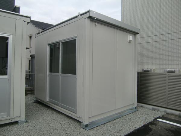 神奈川県平塚店/展示場の中古ユニットハウス・プレハブ・コンテナハウスCT-32J(2.16坪)の本体の外観