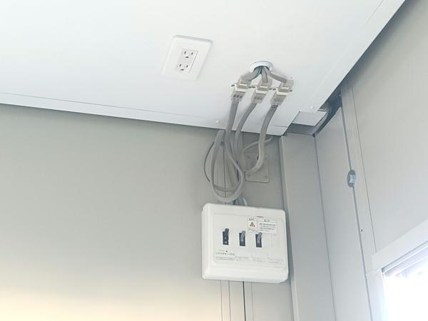 山梨県山梨出張所/総合展示場の中古ユニットハウス・プレハブ・コンテナハウスCT-41J(2.83坪)の各設備の分電盤