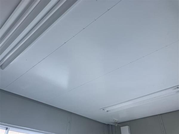 群馬県伊勢崎バイパス店/展示場の中古ユニットハウス・プレハブ・コンテナハウスCT-32J(2.16坪)の本体の内観