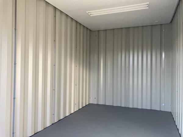 群馬県伊勢崎バイパス店/展示場の中古ユニットハウス・プレハブ・コンテナハウスCT-41JG(2.83坪)の本体の内観