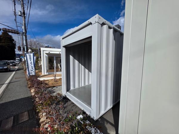 山梨県富士吉田店/展示場の中古ユニットハウス・プレハブ・コンテナハウスGORILLA(0.94坪)の本体の外観