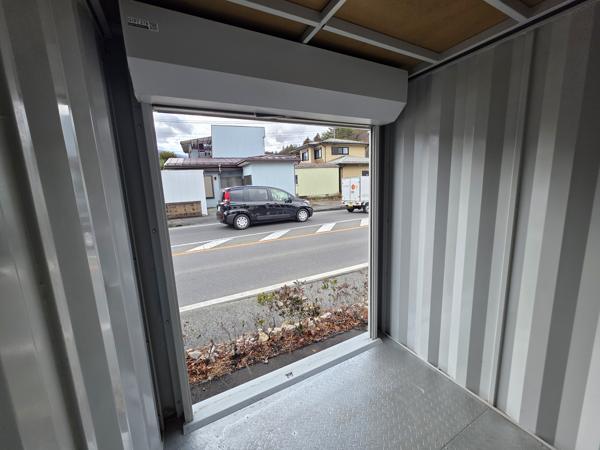 山梨県富士吉田店/展示場の中古ユニットハウス・プレハブ・コンテナハウスGORILLA(0.94坪)の本体の内観