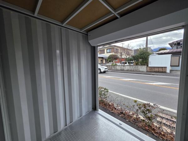 山梨県富士吉田店/展示場の中古ユニットハウス・プレハブ・コンテナハウスGORILLA(0.94坪)の本体の内観