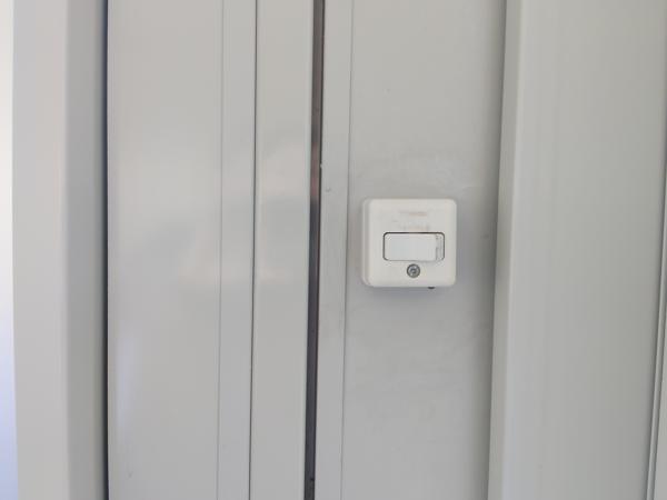 静岡県藤枝店/展示場の中古ユニットハウス・プレハブ・コンテナハウスCT-32JG(2.16坪)の各設備のスイッチ