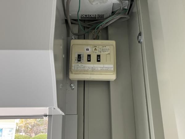 山口県下関店/展示場の中古ユニットハウス・プレハブ・コンテナハウスCT-32JG(2.16坪)の各設備の分電盤