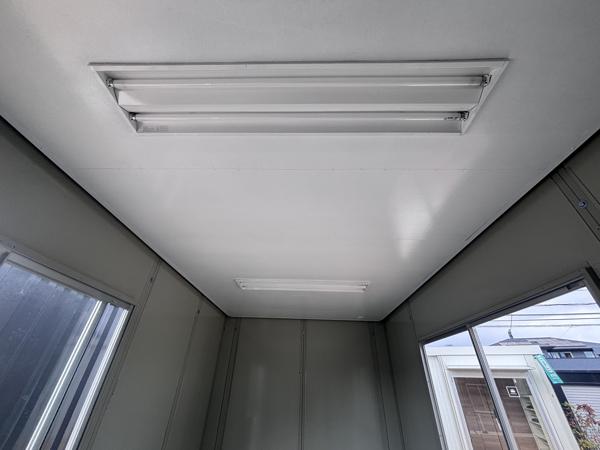 佐賀県佐賀出張所/展示場の中古ユニットハウス・プレハブ・コンテナハウスCT-41J(2.83坪)の各設備の照明器具