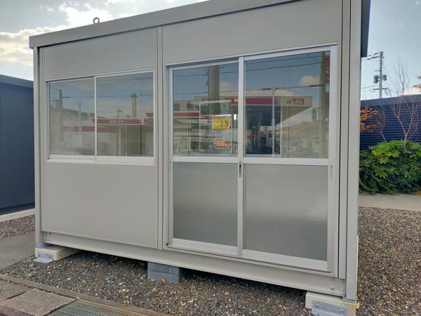 岡山県笠岡店/展示場の新棟ユニットハウス・プレハブ・コンテナハウス38MSL(2.43坪)の本体の外観