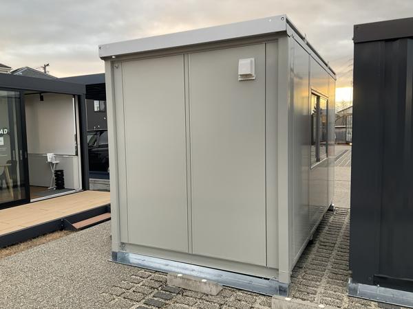 愛知県小牧総合展示場の中古ユニットハウス・プレハブ・コンテナハウスCT-41J(2.83坪)の本体の外観