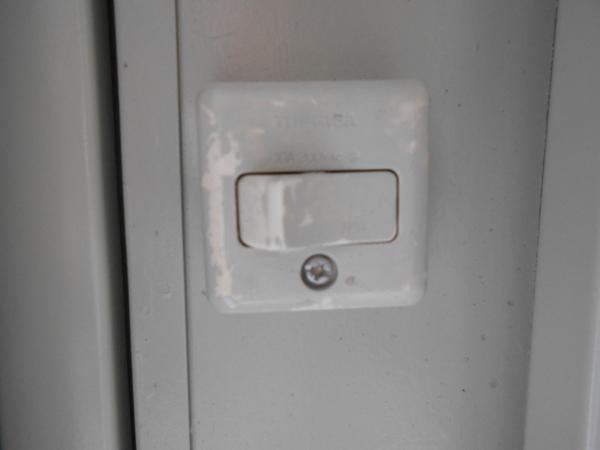 愛知県名古屋緑店/展示場の中古ユニットハウス・プレハブ・コンテナハウスCT-32JG(2.16坪)の各設備のスイッチ