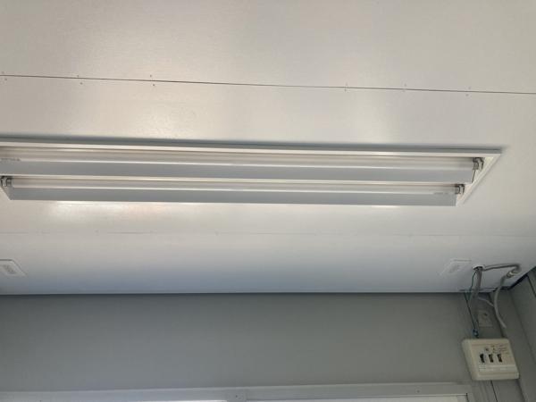 静岡県島田店/展示場の中古ユニットハウス・プレハブ・コンテナハウスCT-32JG(2.17坪)の各設備の分電盤