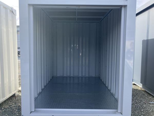 福岡県福岡東店/展示場の新棟ユニットハウス・プレハブ・コンテナハウスGORILLA(1.52坪)の本体の内観