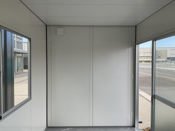 愛知県小牧総合展示場の新棟ユニットハウス・プレハブ・コンテナハウス38MSL(2.43坪)の本体の内観