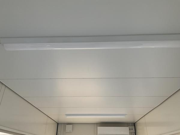 愛知県小牧総合展示場の新棟ユニットハウス・プレハブ・コンテナハウス47MSL(3.02坪)の各設備の照明器具