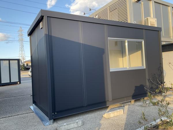 愛知県小牧総合展示場の新棟ユニットハウス・プレハブ・コンテナハウス47MSL(3.02坪)の本体の外観