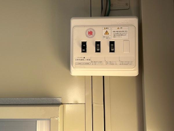 茨城県土浦出張所/展示場の中古ユニットハウス・プレハブ・コンテナハウスCT-41J(2.83坪)の各設備の分電盤