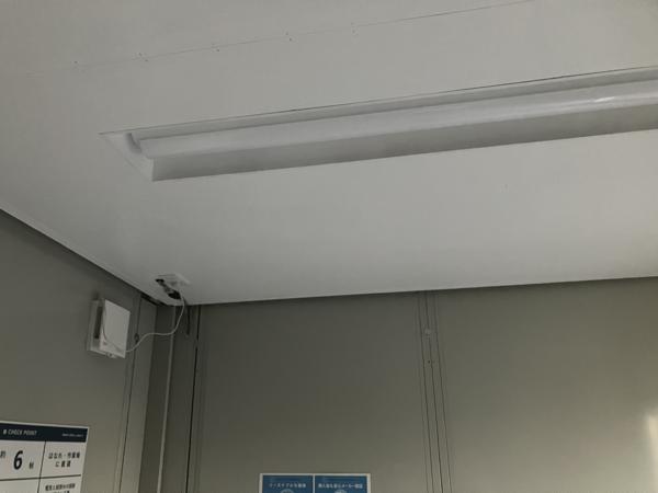 茨城県牛久店/展示場の中古ユニットハウス・プレハブ・コンテナハウスCT-42J(2.86坪)の各設備の照明器具