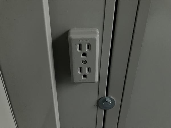 福岡県福岡営業所/総合展示場の中古ユニットハウス・プレハブ・コンテナハウスCT-41J(2.83坪)の各設備のコンセント