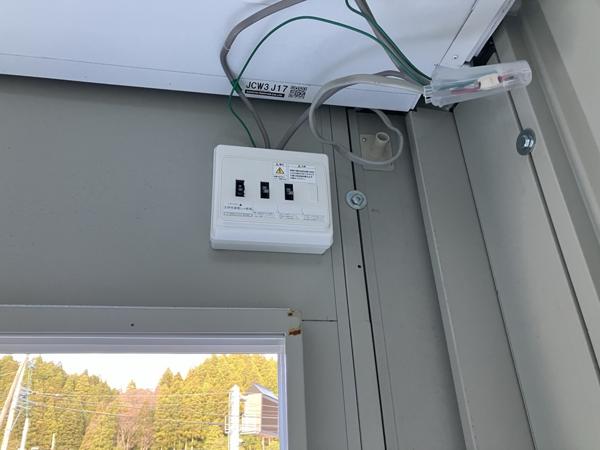 石川県穴水店/展示場の中古ユニットハウス・プレハブ・コンテナハウス波板付き