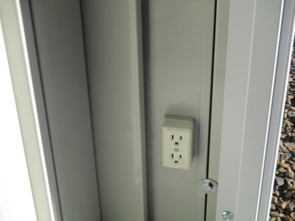 岐阜県各務原店/展示場の中古ユニットハウス・プレハブ・コンテナハウスCT-32JG(2.16坪)の各設備のコンセント