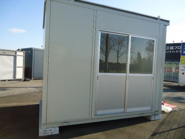 茨城県岩井店/展示場の中古ユニットハウス・プレハブ・コンテナハウスCT-32J(2.16坪)の本体の外観
