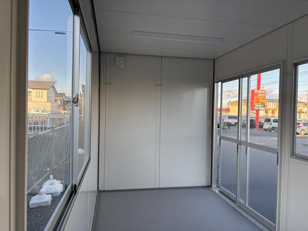 栃木県真岡店/展示場の新棟ユニットハウス・プレハブ・コンテナハウス47MSL(3.02坪)の本体の内観