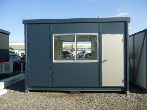 茨城県岩井店/展示場の新棟ユニットハウス・プレハブ・コンテナハウス38MSL(2.43坪)の本体の外観