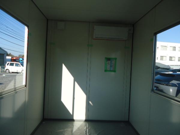 茨城県岩井店/展示場の新棟ユニットハウス・プレハブ・コンテナハウス38MSL(2.43坪)の本体の内観