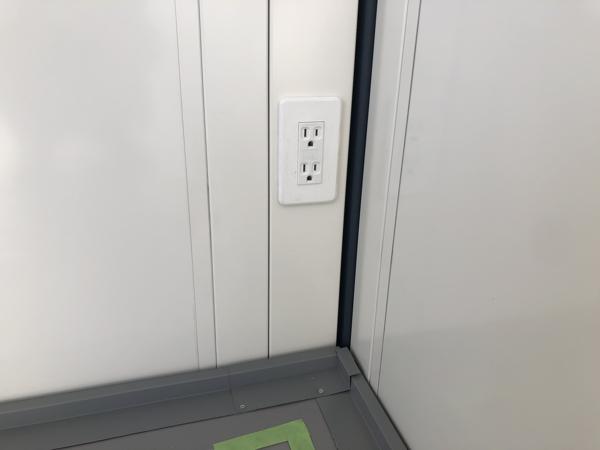 栃木県小山店/展示場の新棟ユニットハウス・プレハブ・コンテナハウス38MSL(2.43坪)の各設備のコンセント