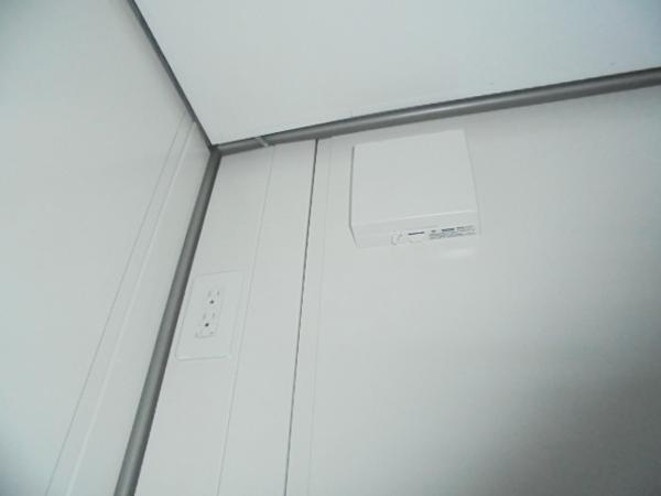 北海道苫小牧店/展示場の新棟ユニットハウス・プレハブ・コンテナハウス38MSL(2.42坪)の各設備の分電盤