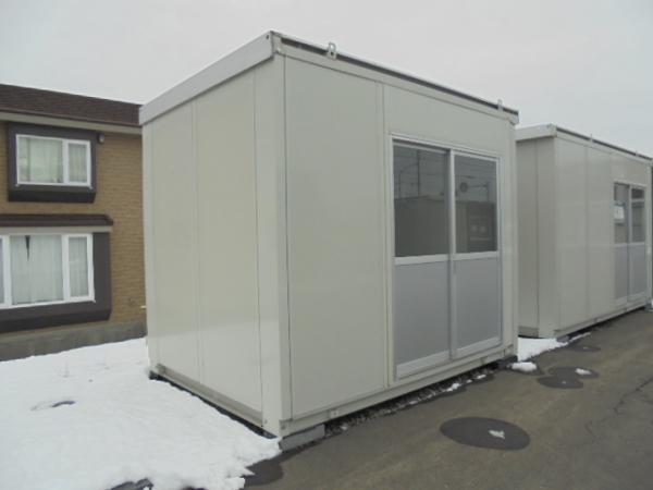 北海道苫小牧店/展示場の中古ユニットハウス・プレハブ・コンテナハウスCT-32J(2.16坪)の本体の外観