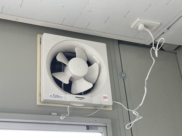 茨城県神栖店/展示場の中古ユニットハウス・プレハブ・コンテナハウスCT-54J(3.80坪)の各設備の換気扇