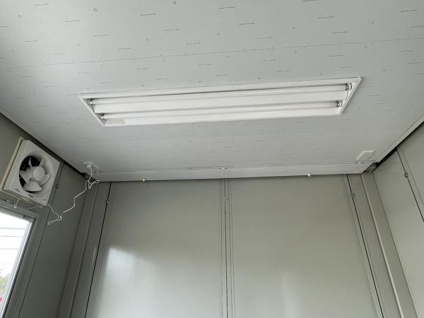 茨城県神栖店/展示場の中古ユニットハウス・プレハブ・コンテナハウスCT-54J(3.80坪)の各設備の照明器具