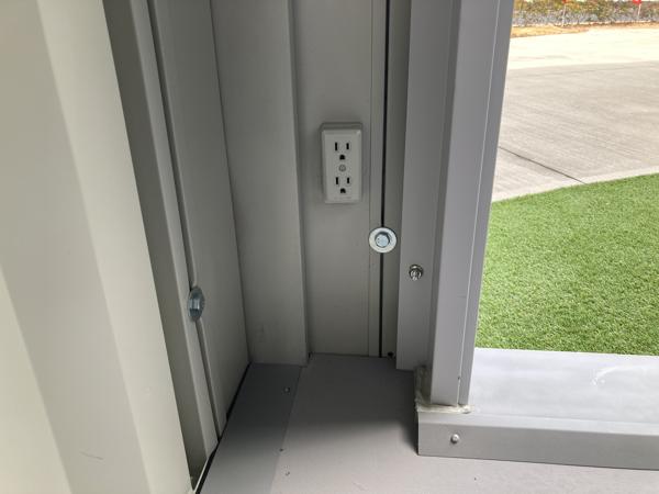 奈良県奈良店/展示場の中古ユニットハウス・プレハブ・コンテナハウスCT-32JG(2.16坪)の各設備のコンセント