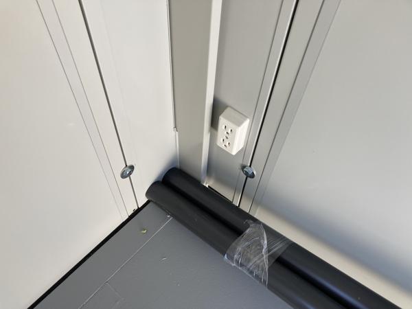 群馬県太田店/展示場の中古ユニットハウス・プレハブ・コンテナハウスCT-32J(2.16坪)の各設備のコンセント