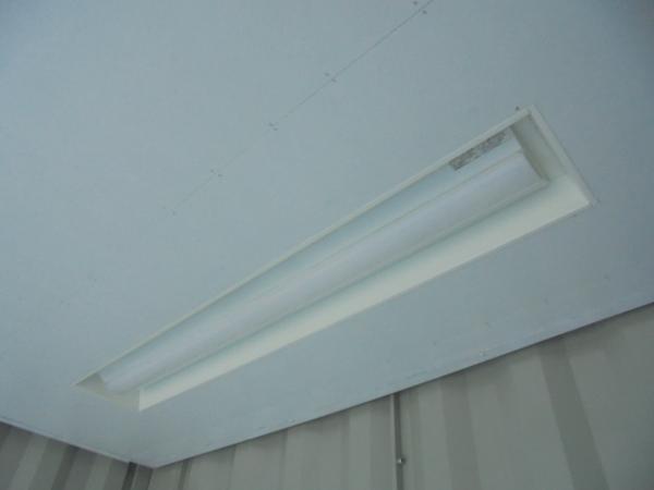 山口県周南店/展示場の中古ユニットハウス・プレハブ・コンテナハウスCT-32JG(2.16坪)の各設備の照明器具