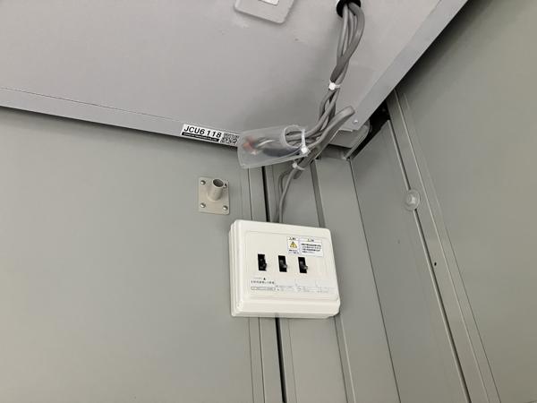 愛媛県新居浜店/展示場の中古ユニットハウス・プレハブ・コンテナハウスCT-32J(2.16坪)の各設備の分電盤