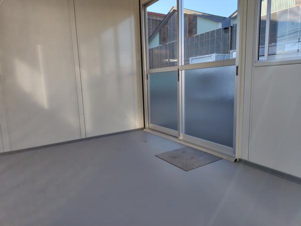 新潟県三条店/展示場の新棟ユニットハウス・プレハブ・コンテナハウス38MSL(2.43坪)の本体の内観