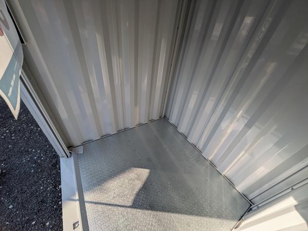 愛媛県松山出張所/総合展示場の新棟ユニットハウス・プレハブ・コンテナハウスGORILLA(0.94坪)の本体の内観