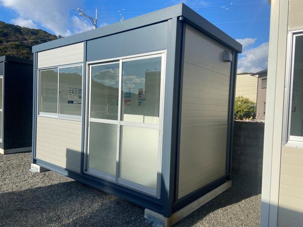 兵庫県淡路店/展示場の新棟ユニットハウス・プレハブ・コンテナハウス3MSD(2.40坪)の本体の外観