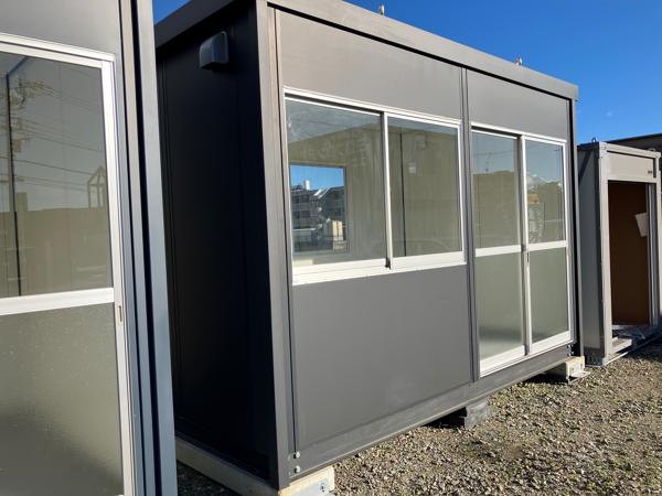 静岡県三島店/展示場の新棟ユニットハウス・プレハブ・コンテナハウス38MSL(2.43坪)の本体の外観