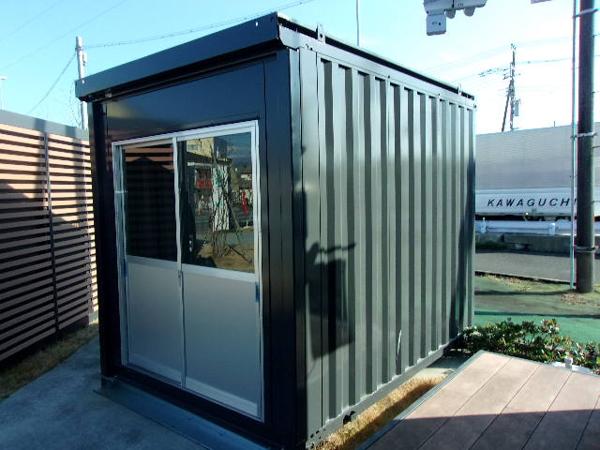 静岡県新富士総合展示場の中古ユニットハウス・プレハブ・コンテナハウスCT-32JG(2.16坪)の本体の外観