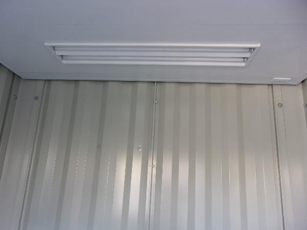 静岡県新富士総合展示場の中古ユニットハウス・プレハブ・コンテナハウスCT-32JG(2.16坪)の各設備の照明器具