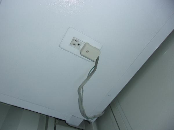 静岡県新富士総合展示場の中古ユニットハウス・プレハブ・コンテナハウスCT-32JG(2.16坪)の各設備のコンセント