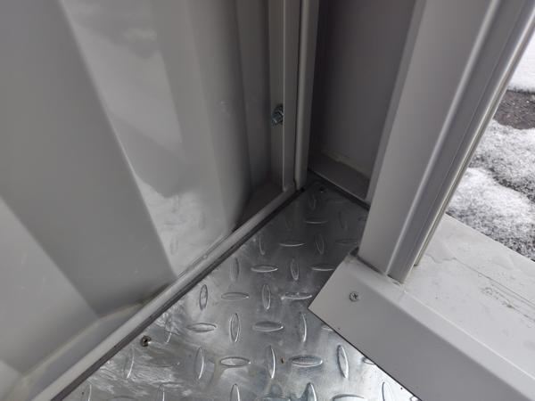 新潟県三条店/展示場の新棟ユニットハウス・プレハブ・コンテナハウスGORILLA(0.94坪)の本体の内観