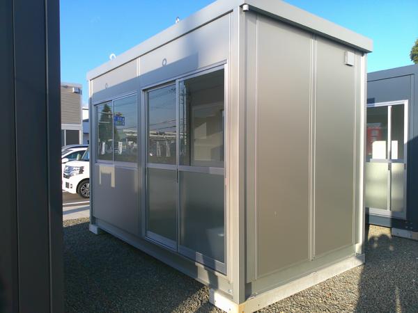 神奈川県小田原店/展示場の新棟ユニットハウス・プレハブ・コンテナハウス38MSL(2.43坪)の本体の外観