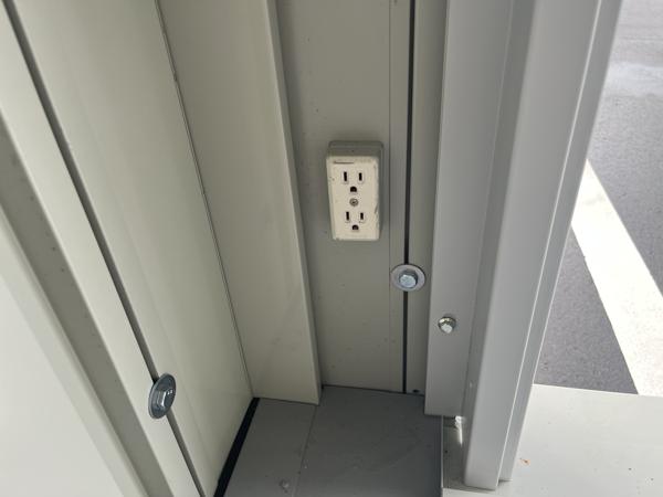 福井県福井店/展示場の中古ユニットハウス・プレハブ・コンテナハウスCT-32JG(2.17坪)の各設備のコンセント