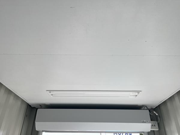 福井県福井店/展示場の中古ユニットハウス・プレハブ・コンテナハウスCT-32JG(2.17坪)の各設備の照明器具